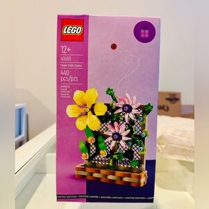 Limited Edition Lego Flower Trellis Display